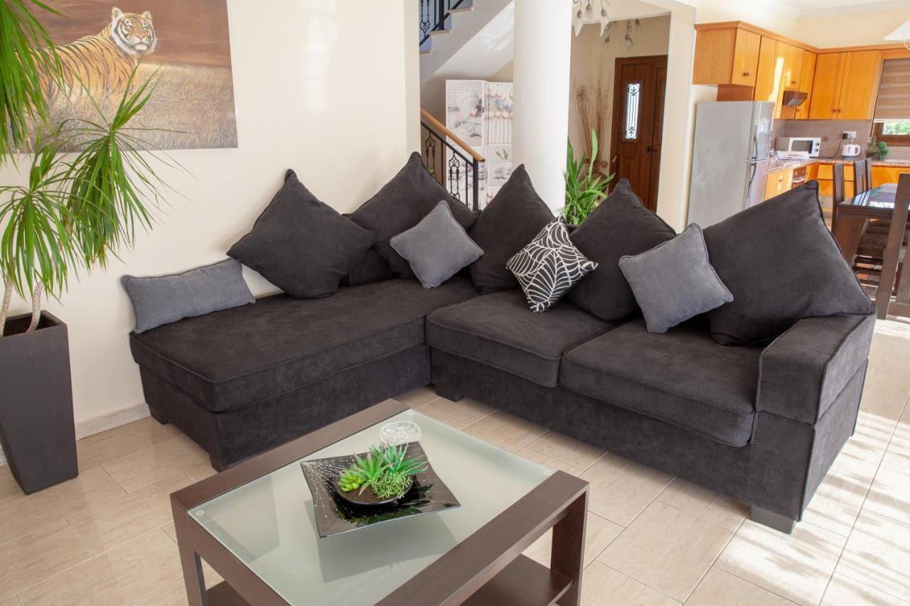 Villa Paradise Paphos Exterior photo