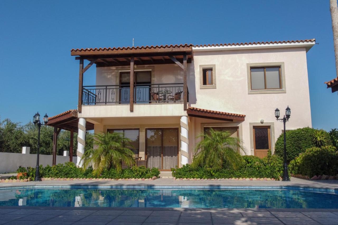 Villa Paradise Paphos Exterior photo