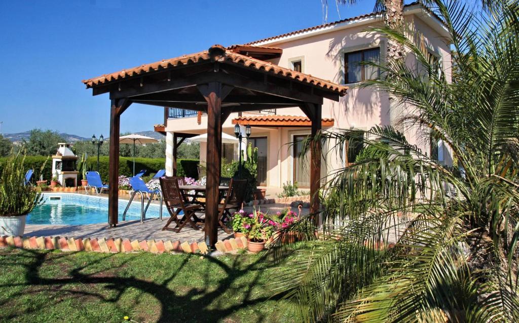 Villa Paradise Paphos Exterior photo