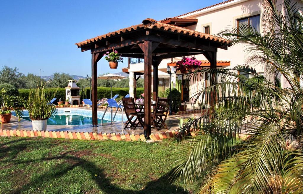 Villa Paradise Paphos Exterior photo