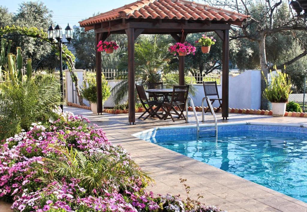 Villa Paradise Paphos Exterior photo